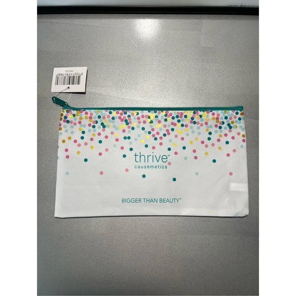 Thrive Cosmetics Makeup Pouches‎